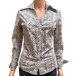 Ben Sherman Women's Black and White Floral  Cotton Button-Up Shirt Small